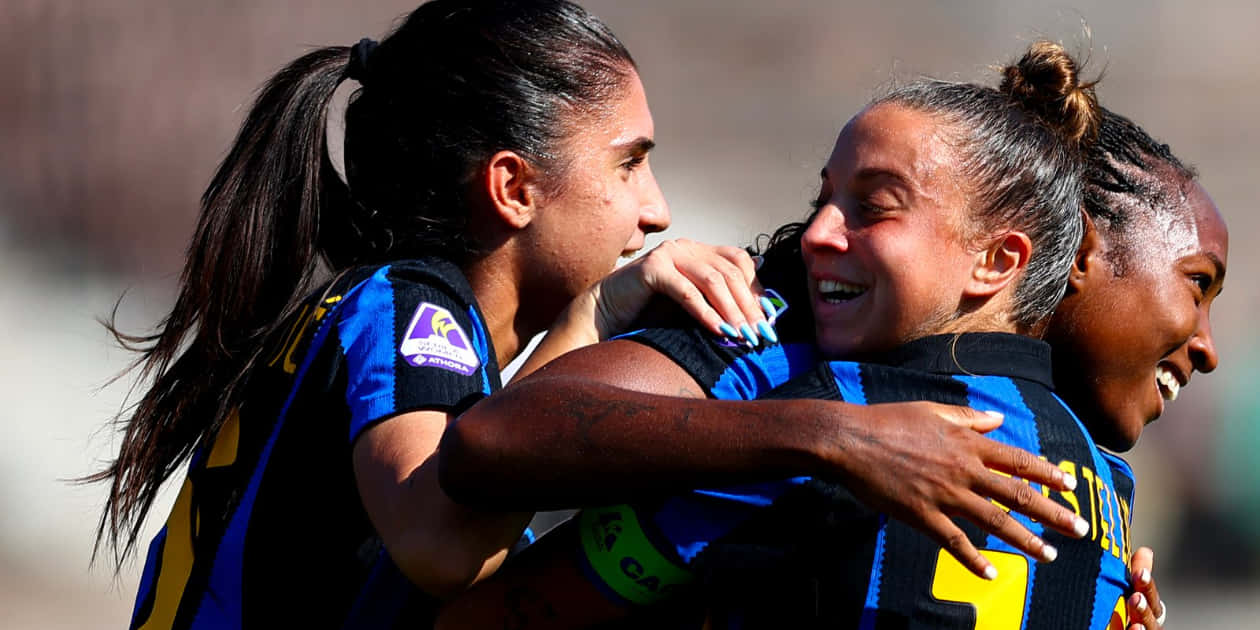 Inter Women, esordio vincente in Serie A: Fiorentina battuta 2-0, decidono Magull e Raphino