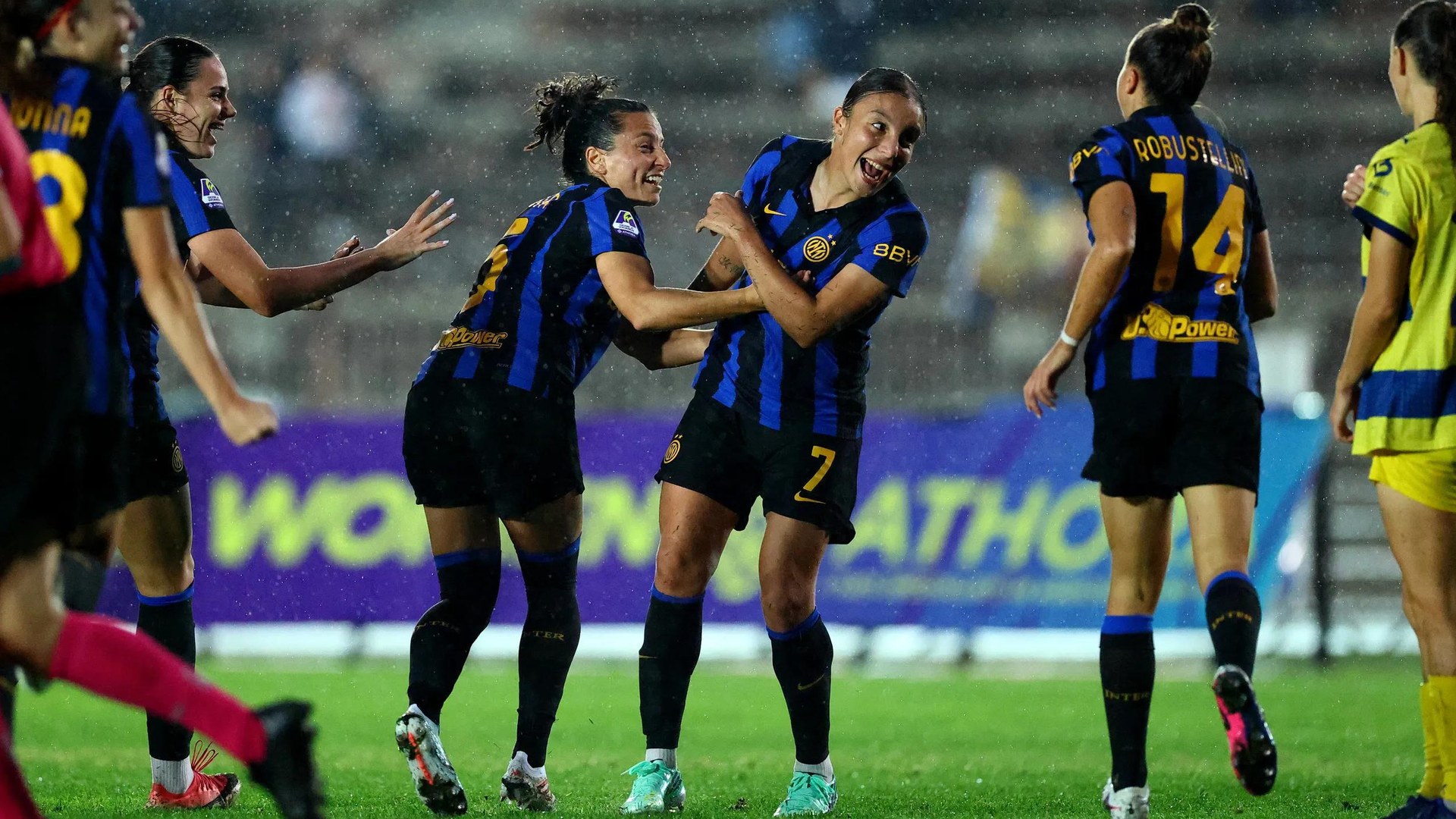 bugeja vilhj225lmsd243ttir e cambiaghi parma battuto 3 0 nerazzurre in vetta a punteggio pieno da Piazzainter.it bugeja vilhj225lmsd243ttir e cambiaghi parma battuto 3 0 nerazzurre in vetta a punteggio pieno